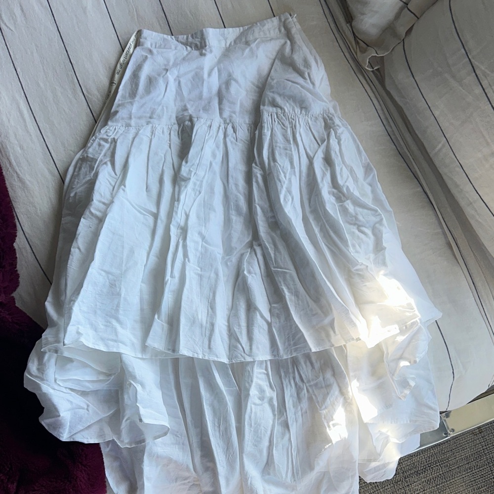 Chic White High-Low Skirt